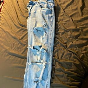 Hollister “CUSTOM” ripped jeans